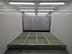 Покрасочная комната внутри 